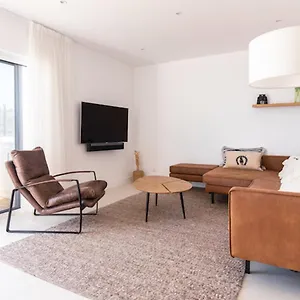 Penthouse With Jacuzzi And Sea View, Morabeza Deluxe Apartment